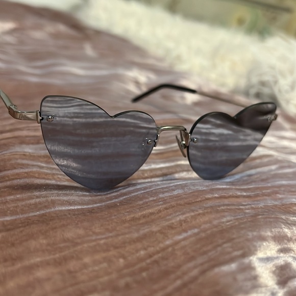 Yves Saint Laurent SL 254 Loulou - Picture 3 of 3